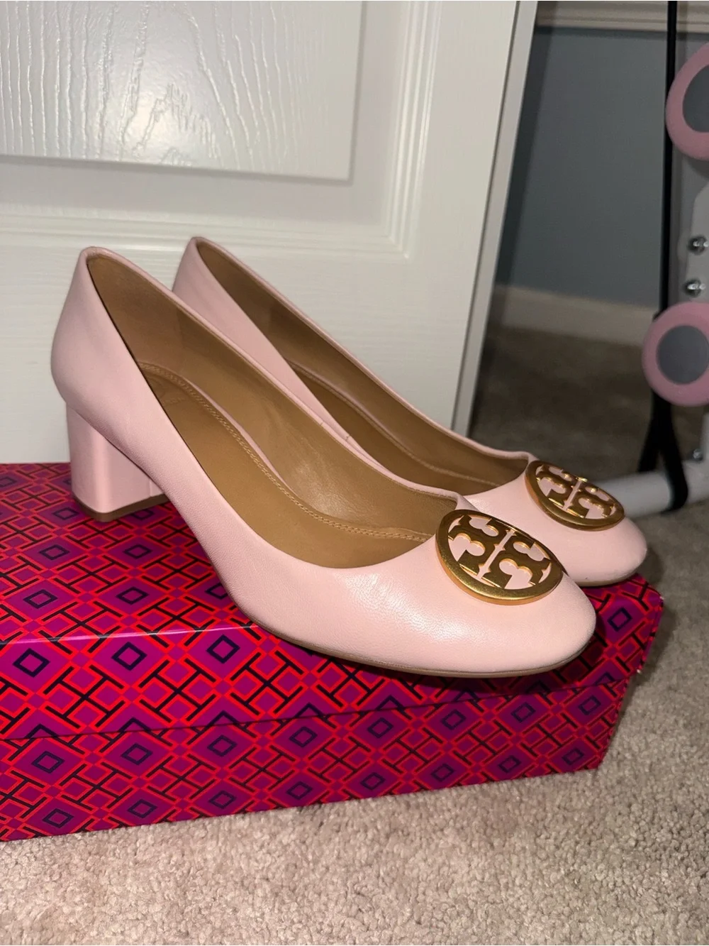 Tory Burch Pale Pink Leather Block Heel Pumps with Gold Logo